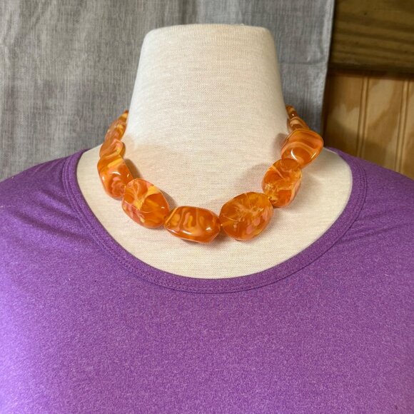 Vintage Style Orange Swirl Resin Acrylic Beaded Necklace Adjustable Chain - Picture 12 of 16